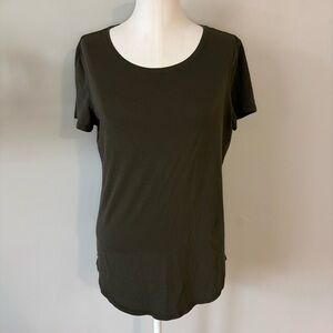 Lululemon Love Crew Tee Shirt Women’s Large Olive Green